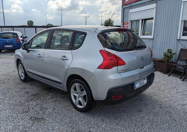 Peugeot 3008 cena 26800 przebieg: 271000, rok produkcji 2011 z Słomniki małe 67